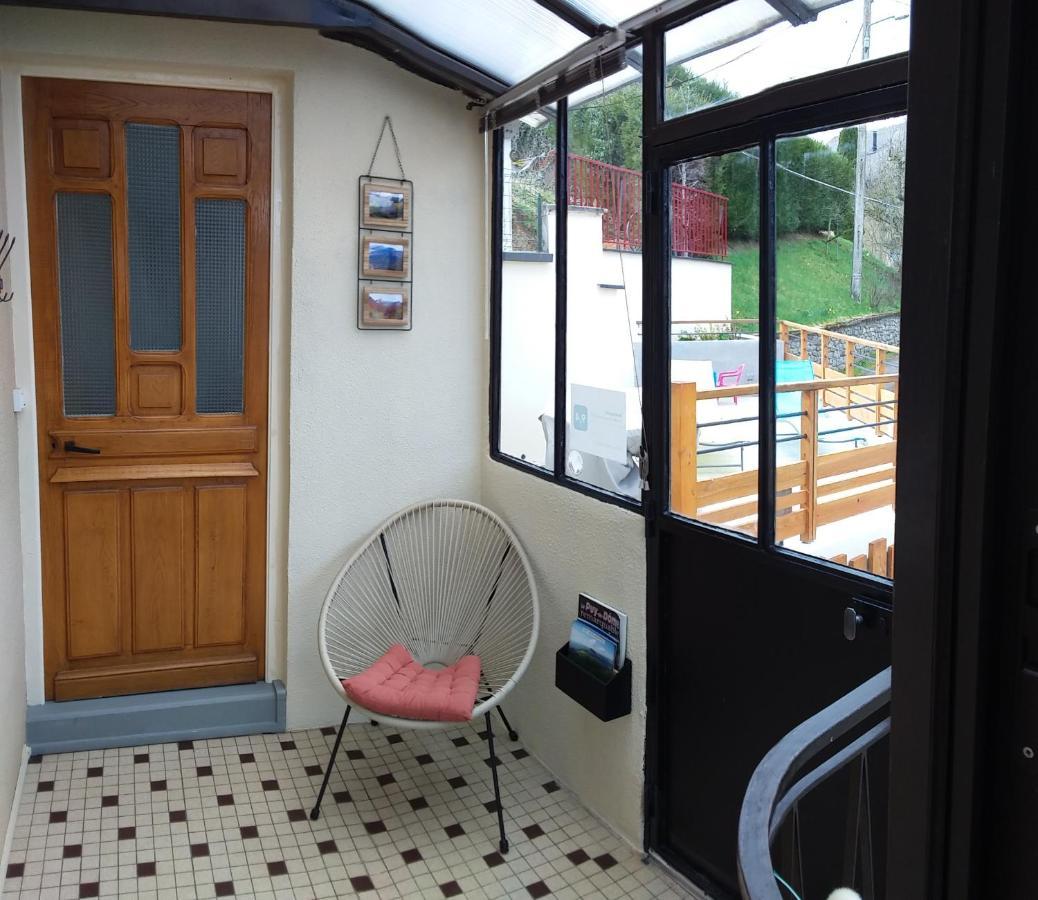 Les Planchettes Villa Orcival Exterior photo